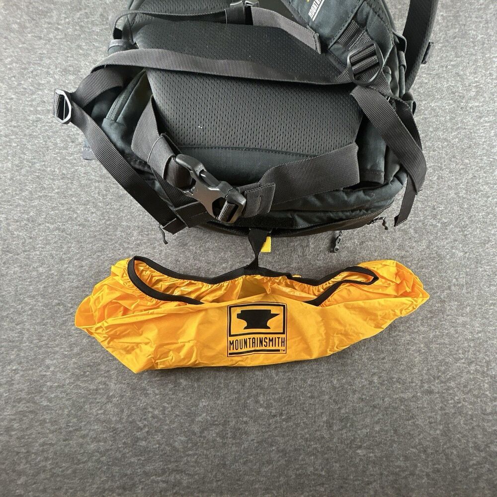 Mountainsmith Borealis 35L Camera Backpack Padded Laptop Sleeve Inserts Rainfly - Picture 8 of 8